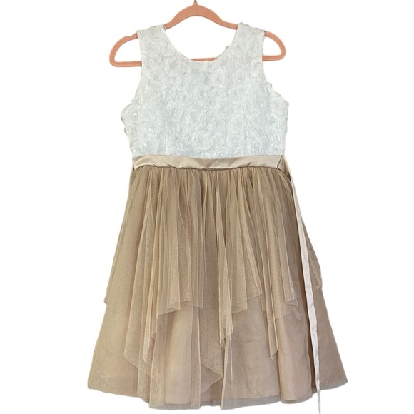 Rare Edition Flower Girl Dance Communion Dress Size 16 White Flower - Picture 1 of 13